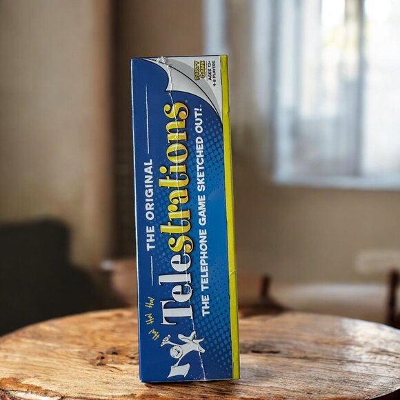 BRAND NEW SEALED Telestrations 4-8 Player Family Party Game - Picture 3 of 3